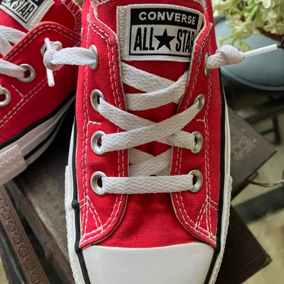 Converse Shorelines Fire Engine Red - Size 9 - Picture 4 of 6